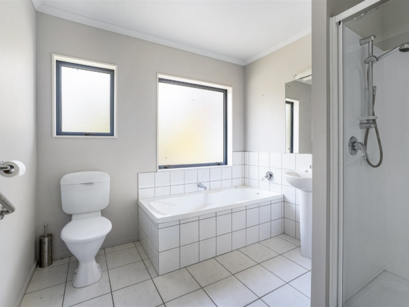 duCHATEAU | Real Estate | Surry Hills - 618a Abel Tasman Drive - Clifton